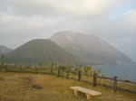 恋人岬から硫黄岳を望む